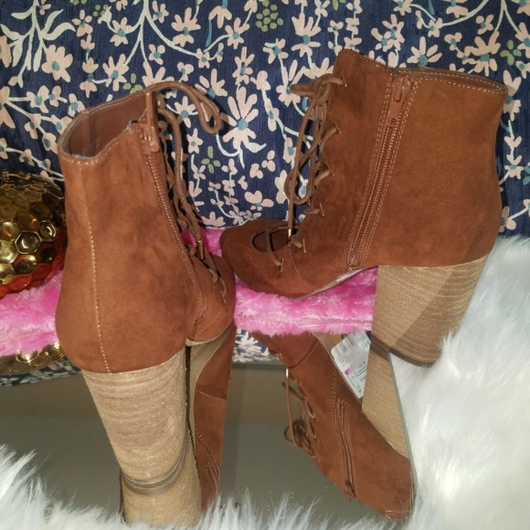 Carlos Santana Jolene Lace Chunky Heels sz 8 Women - Picture 6 of 8